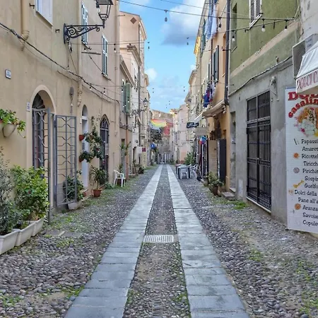 Apartman Old Town Gem - Sardinia *