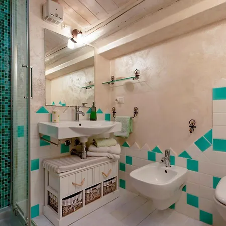 Apartman Old Town Gem - Sardinia